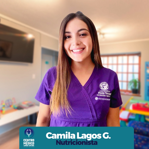 <center>Camila<br />Lagos</center>